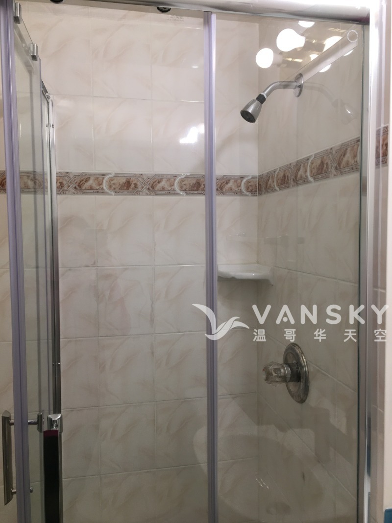 250803000653_3-1 washroom.JPG